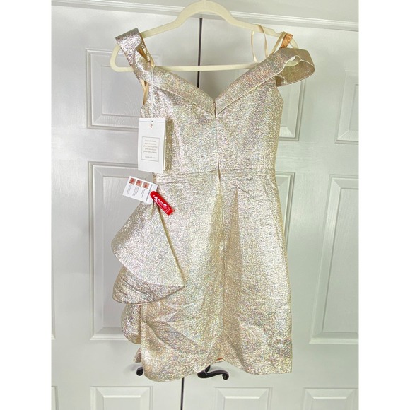 Mac Duggal METALLIC‎ OFF SHOULDER SIDE RUFFLE MINI DRESS, Oyster, Size 0, #68325 - Picture 7 of 8